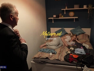 Curvy Big Ass Teen Claudia Garcia Fucking Her Way Older Stepdad