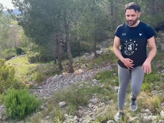 Blowjob with caviar, cunnilingus with champagne: Cindy Lopes is naughtier than ever! - Jacquie et Michel TV