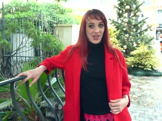 Yves takes care of Stella's case - Jacquie et Michel TV