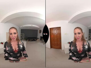 Anal Neighbor MILF Britney Kelly