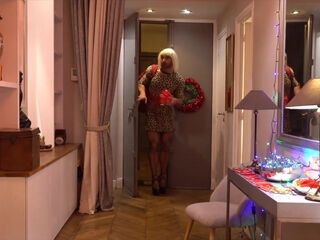 Lylou has a solution to everything - Jacquie et Michel TV