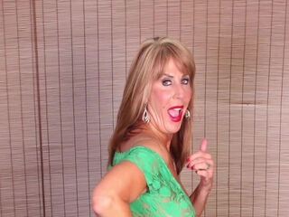 Sexy Mature Home Photo Album 1 With Rae Hart