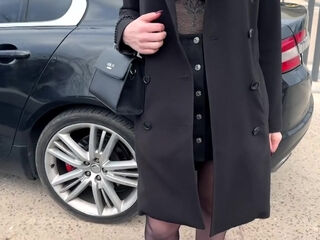 Stella, 24, crosses a new barrier! - Jacquie et Michel TV