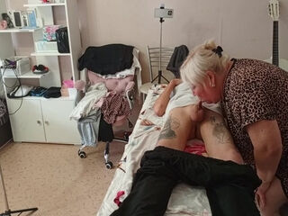 Stepmom Sucks And Jerks Off My Dick On The Massage Table And Swallows Cum