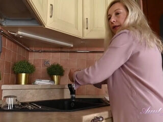 In the Kitchen with Laura