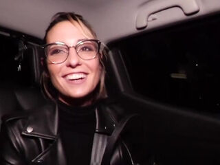 Josh's announcement to his mother - Jacquie et Michel TV