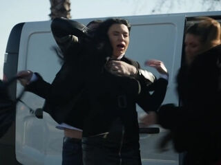 A very enterprising dancer - Jacquie et Michel TV