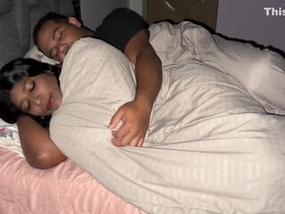 Very Cold Stepdaughter Gets Into Her Stepfathers Bed, And He Fucks Her By Accident Thinking She Was His Wife