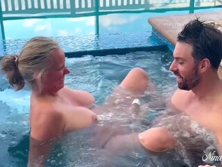 Has Lots Of Wet Fun! With Nina Nite