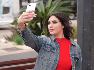 Red Lily is definitely addicted to sex... - Jacquie et Michel TV