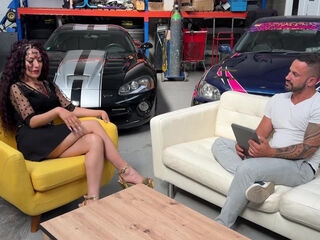 Joss finds fun - Jacquie et Michel TV