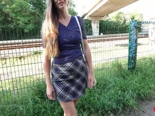 Natural Girl Riddy With Hairy Pussy Get Multiple Orgasm At Pick Up Casting