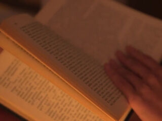 The hopscotch game continues - Jacquie et Michel TV