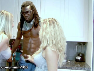 Threesome with the landlady - MMM100