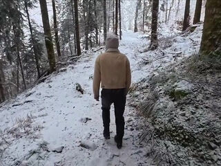 Girl Squirts Like A Geyser In Snow