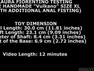 Laura Fiorentino Testing The Handmade Vulkano Size XL (With Additional