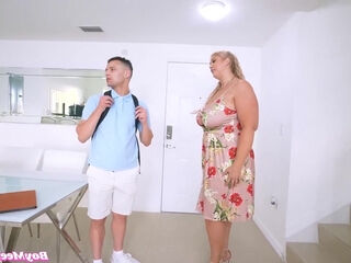 A curvaceous, well-endowed mature woman provided excellent comfort following an exhausting day - Lila adored by Johnny.