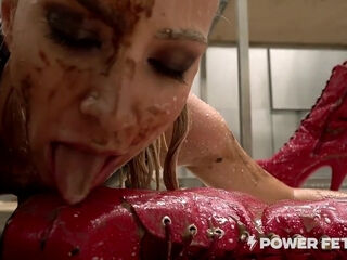 Nathaly Cherie And Little Bit - Squirts Food From Her An