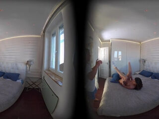 Anna Bella – VR Behind The Scenes Part One - Crazy Old Reality