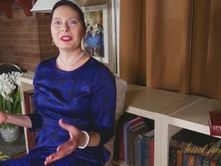 Yoga-loving MILF Kali Karinena Tells You About Herself