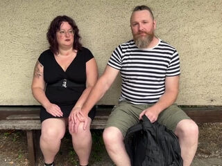 Lily Rose couldn't wait any longer! - Jacquie et Michel TV