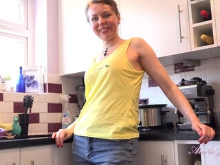 Housewife Alexia Plays For You in the Kitchen