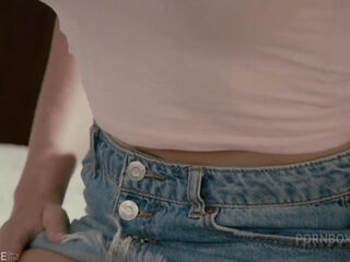 Lez B Friends - Episode 2