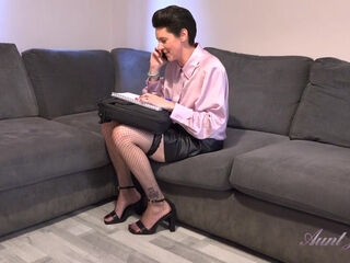 Scarlet Has Some Steamy Hot Phonesex at Her Home Office